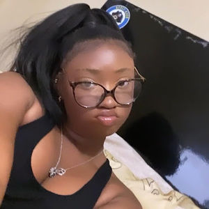 Meet your Posher, Riri_secrett